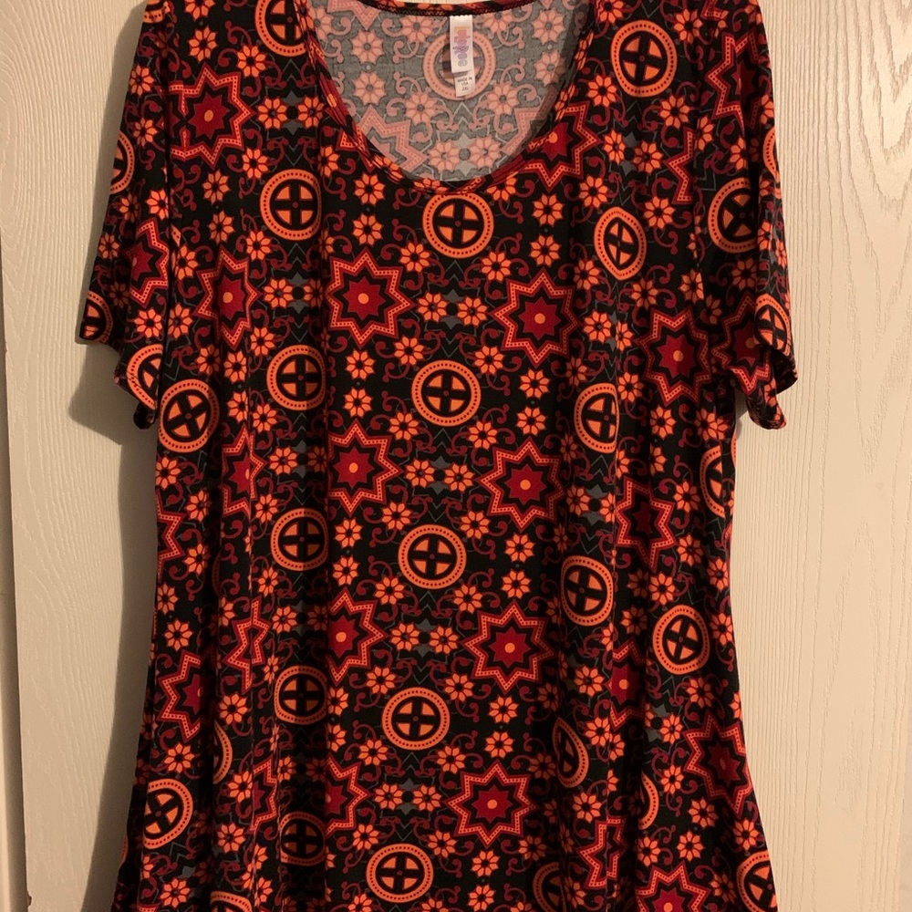 LuLaRoe Perfect T - 2XL